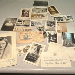 Gerald and Betty Ford White House Letter, Vintage Photos and Newspaper Clipping